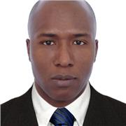 Instructor de informática  apto para todas las edades y niveles.